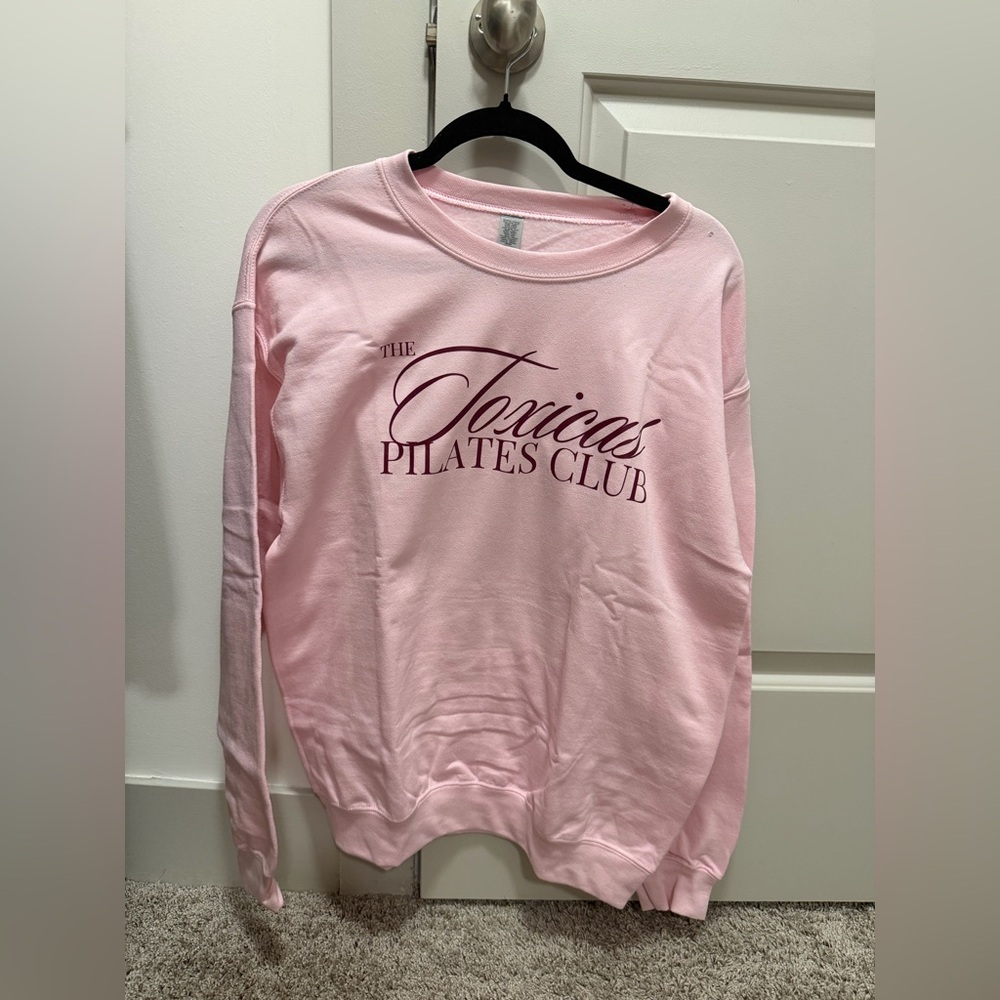 The Toxicas Pilates Club Medium Pink Sweatshirt. 💕⚡️